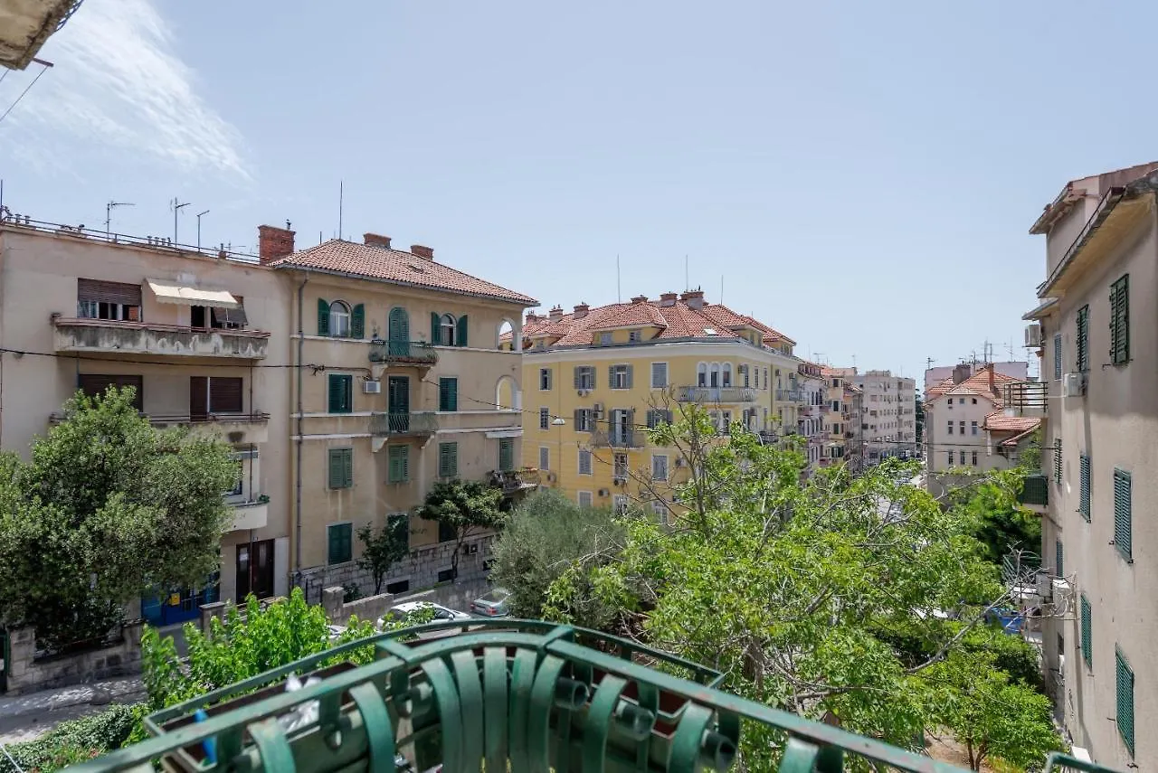 Apartment Pape Croatia