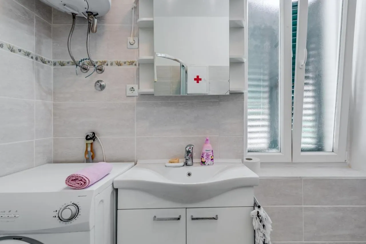 Apartment Pape
