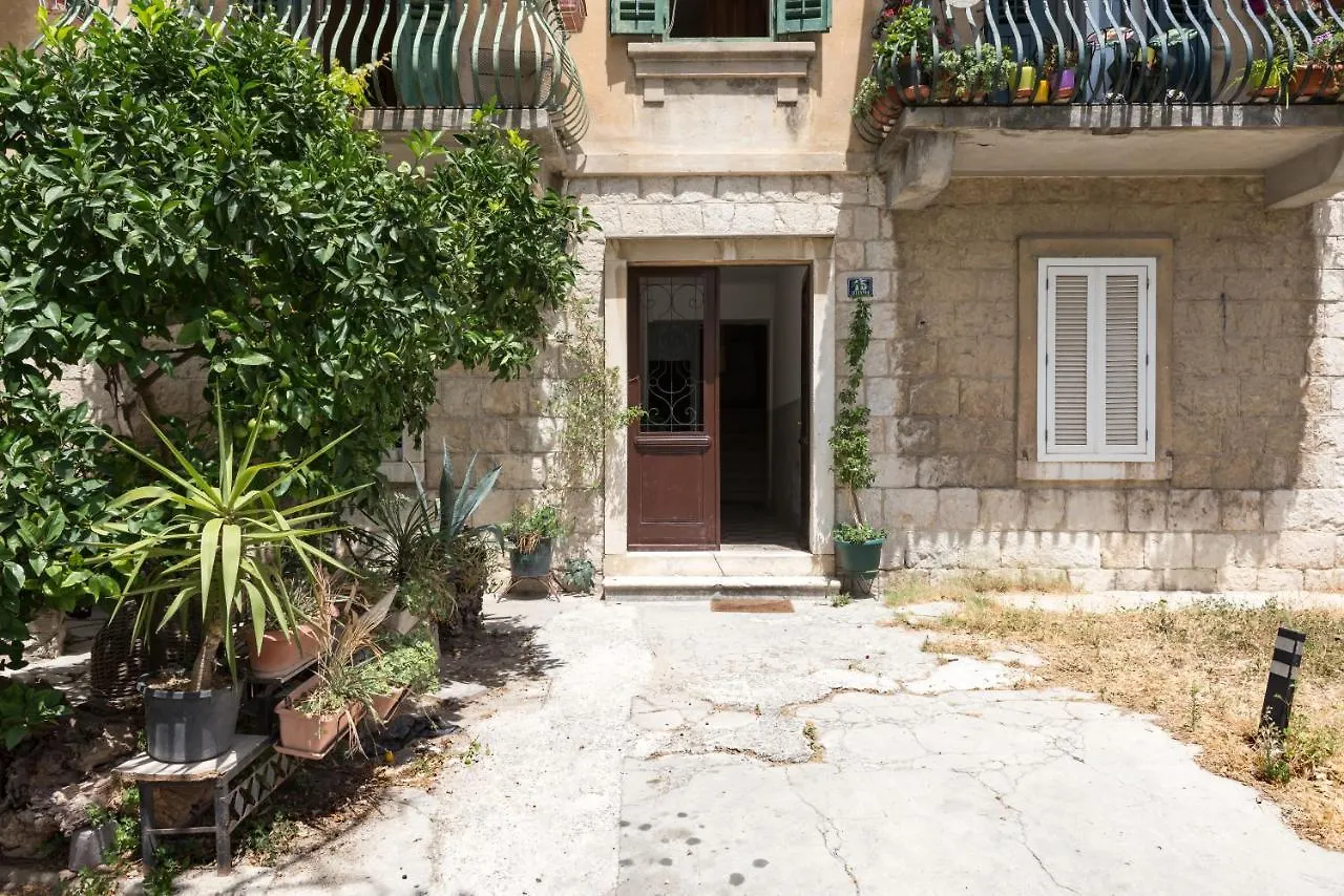 Apartment Pape Croatia