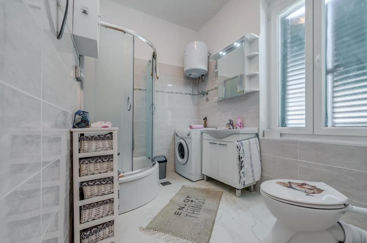 Apartment Pape Croatia